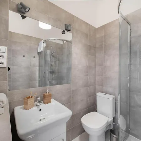 Krakowcharm No13 With Balcony - City Center Apartment Krakau